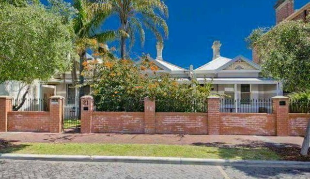 myOZexp Palmerston Lodge