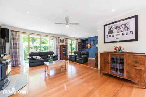 Natural Sound - East Warburton 4B Getaway