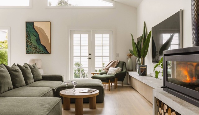 NESTE on 5th - Luxury in the heart of Rosebud.