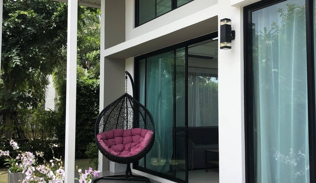 Newly built luxury modern villa near mile-long beach in Rayong/Mae Rumphung beach in Rayong