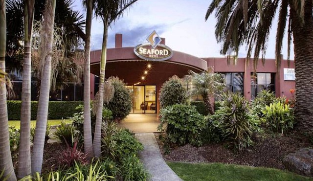 Nightcap at Seaford Hotel