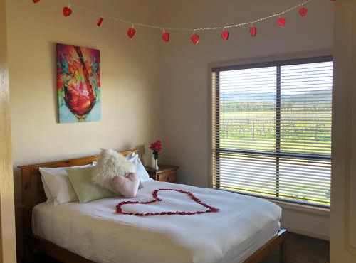 Nightingale Villas in Broke