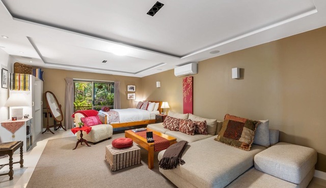 Noosa Hinterland Retreat for Total Isolation