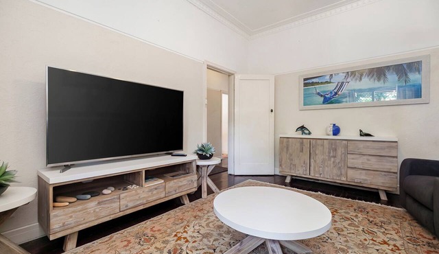 North Beach Cottage | Swan BnB Management
