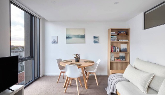 Northside Rendezvous A Stylish Couples Hideaway in Brunswick East