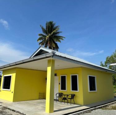 NoWa Residence Rumah Kuning in Mersing