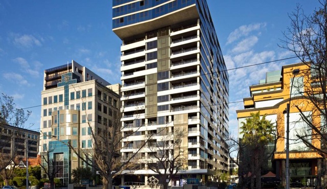 Oaks Melbourne St Kilda Road Hotel