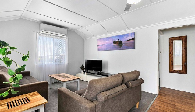 Oasis on Bideford quiet pet friendly location