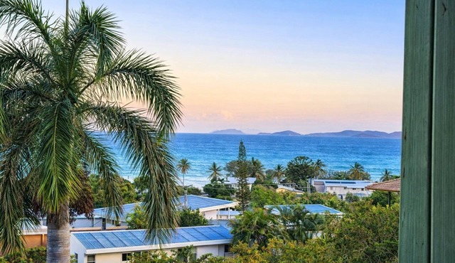 Ocean View Beach House - Barlows Hill