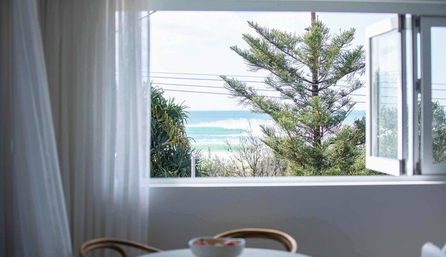 Ocean View Bilinga Stay | Sauna, E-Bikes, Surf