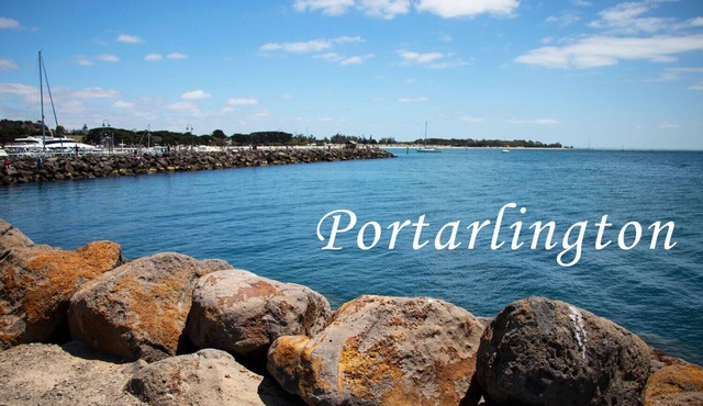 Ocean views, perfect for family getaways. Sleeps 12. Pet friendly - large yard