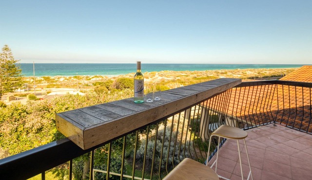 Oceanfront Panoramic Views at Scarborough Beach!