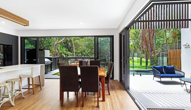 Oceanic-Pet Friendly townhouse 8min to Mooloolaba