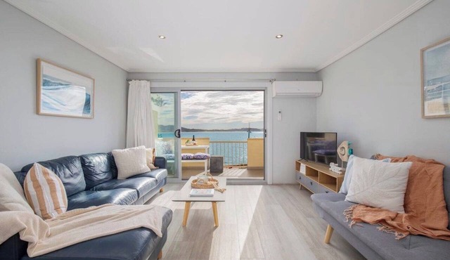 Oceans at Terrigal, a Beachfront Oasis in Terrigal