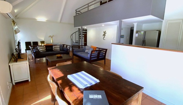 Osprey Holiday Village Unit 112 - 3 Bedroom Fully Self-Contained Holiday Accommodation