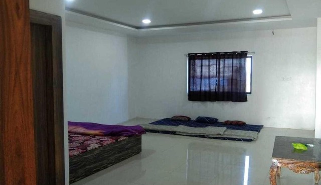 OYO Nirmal Shree Garden