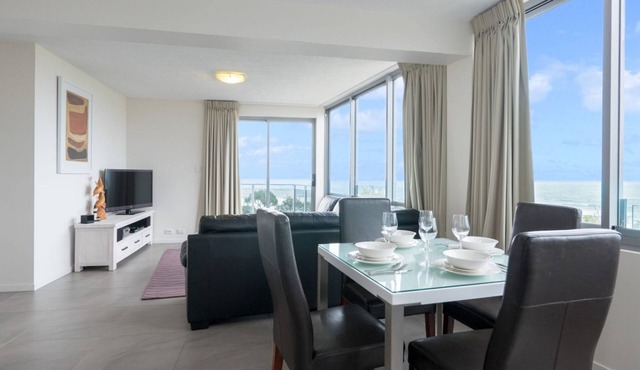 Pacific Towers Unit 4, 19 Ormonde Tce Kings Beach