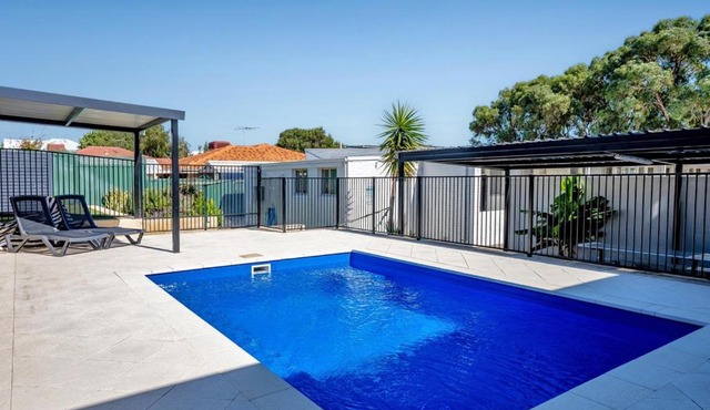 Palm Beach Villas by Rockingham Apartments
