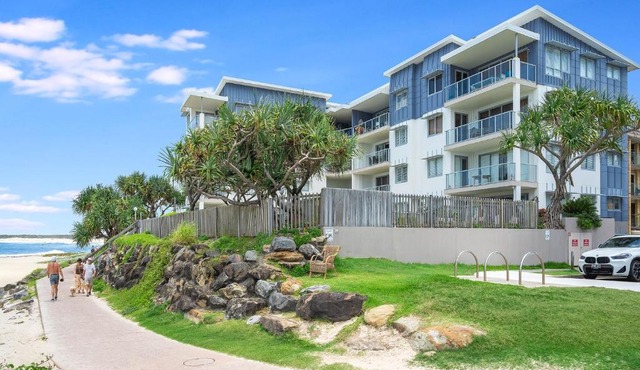 Pandanus Court