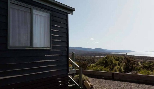 Panorama Cabin - a cosy shack + an unreal view (B)