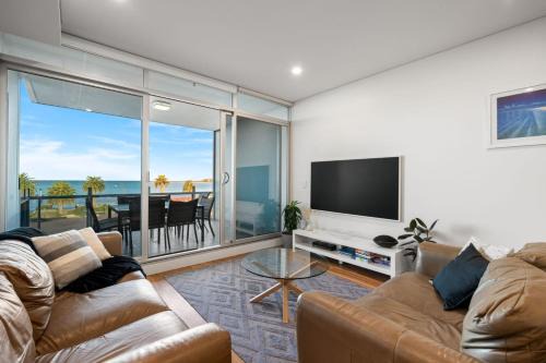 Paradise Peak - Ocean Views in Central Victor Harbor