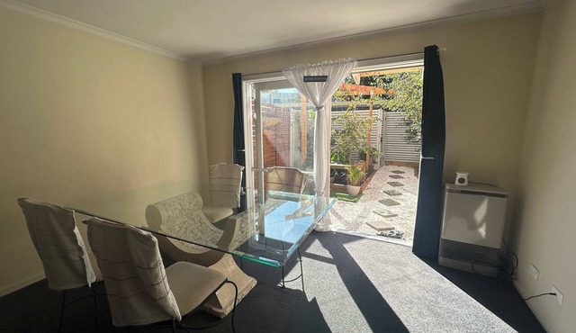 Peace and Love 2 BDR Townhouse West Melbourne