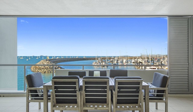 Peninsula Airlie Beach