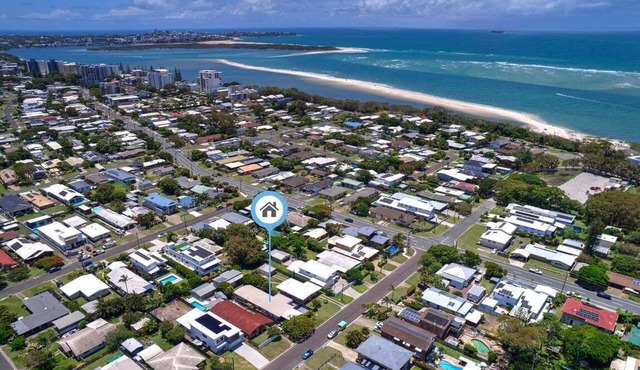 Periwinkle Blue - Pet Friendly, Golden Beach