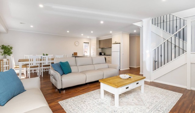 Pet Friendly - Parkside Breeze in Rosebud in Rosebud