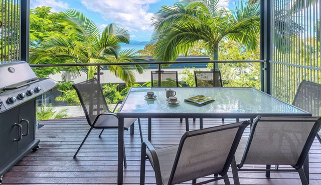Pinnacle 6, Seaview Apartment on Hamilton Island