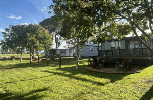 Pioneer Caravan Park