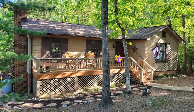 Play. Relax. Reset. Your Fall Getaway Awaits! in Massanutten