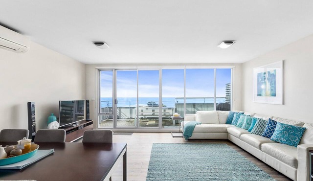 Point Grey Apartment 13
