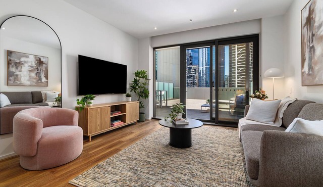 Prima Tower Retreat | Steps from Crown & River