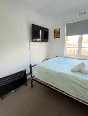Private Double Room close CBD & Airport