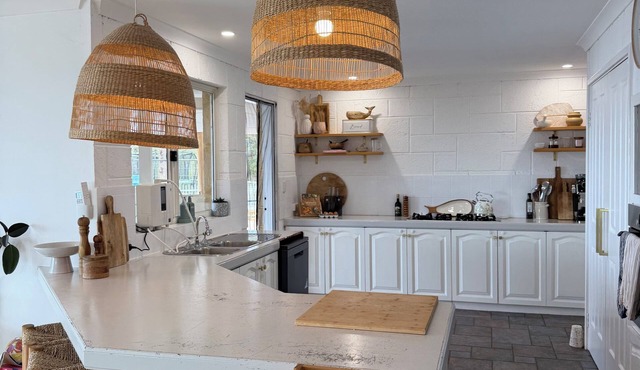 Private Estuary Retreat | Pool & Sunrise Views - 1.5hrs from Perth
