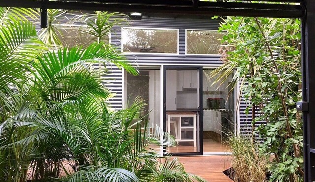 Private, modern self-contained studio in Elizabeth Beach