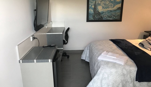 Private motel style room with code entry, 10 mins from Hobart Airport Australia.
