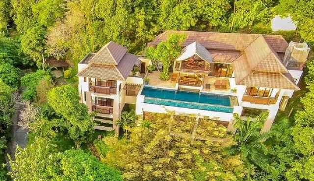 Private Pool Villa · Kantiang Bay Sea Views · 4 Bedrooms in Ko Lanta