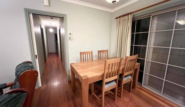 Private Room Shared House Bentleigh near train