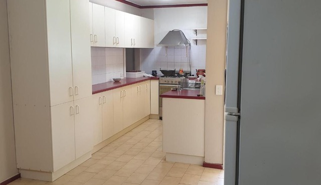 Private room with shared facilities W