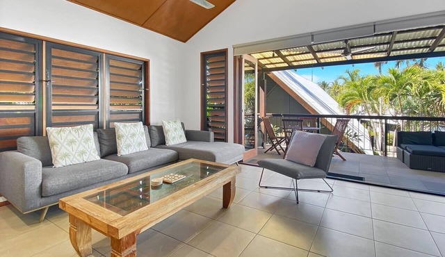 Pure Magnetic Villa 9