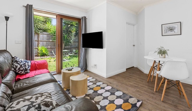 Quaint & Fully Functional 1BR Retreat