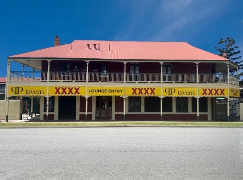 Queensport Hotel