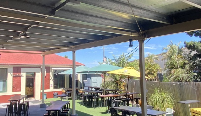 Queensport Hotel