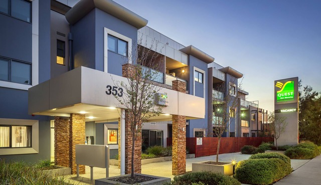 Quest Glen Waverley
