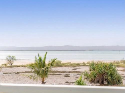 Quiet Waterfront Retreat - Fishing & Coastal Getaway, K'Gari Views