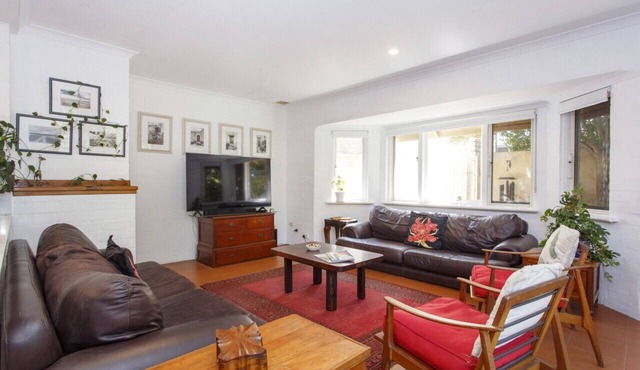 Quirky Hidden Gem - South Fremantle