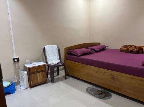 RADHE RADHE HOMESTAy