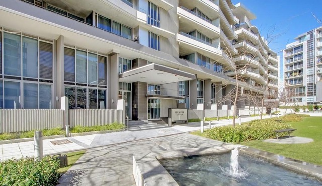 Realm Park Apartment - Braddon